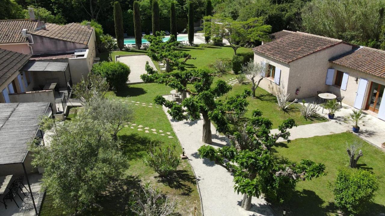 Résidence Les Sources Saint-Rémy-de-Provence Exterior foto